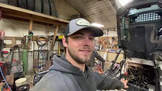 WE HAVE TO PULL THE ENGINE!!! Fixing our Bobcat T750 part 4