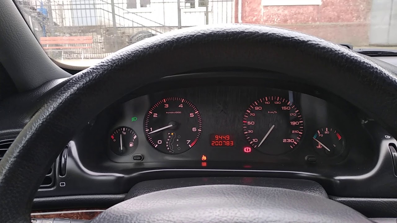 Не заводится Пежо 406. - YouTube