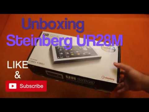 Unboxing Steinberg UR28M