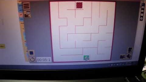 A virtual robot in Vex Code VR