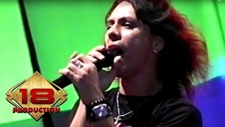 RAZZLE - Laura  (Live Konser Ancol 27 Desember 2006)