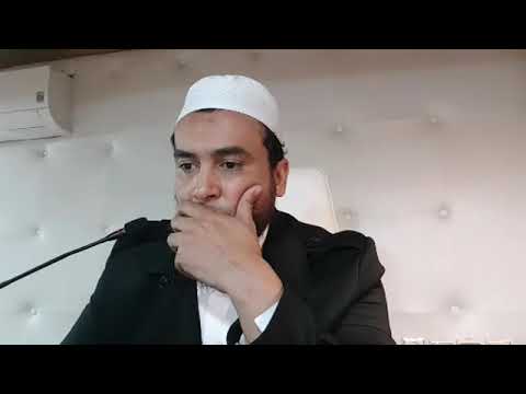 أصيبت بسرطان العين والبرص في اليدين والسبب هو الحية التي تسكنها ولها لون اسود و به برص بلون أبيض