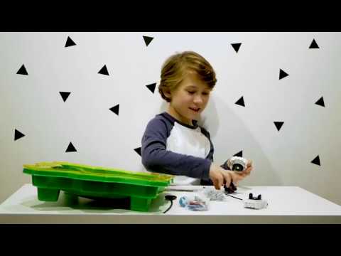 Распаковка БЕЙБЛЕЙД / набор арена и 2 волчка / #beyblade Burst Evolution Star Storm Battle Set