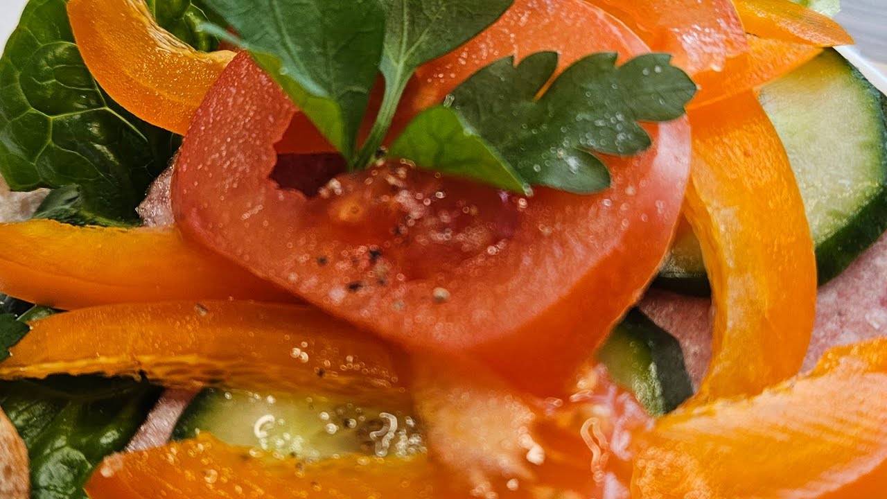 Belegtes  Brötchen mit Jagdwurst! Es ist einfach!