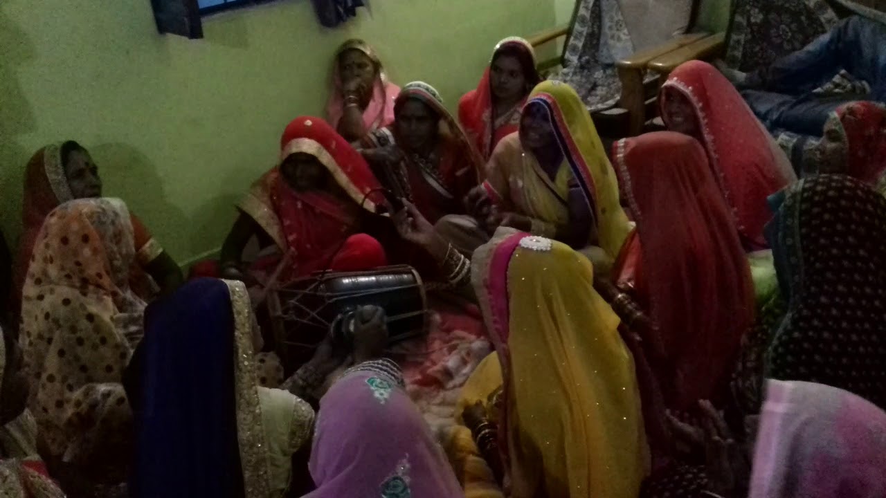 मध्य प्रदेश के होशंगाबाद जिले की सजनाई माहिला लोक गायन