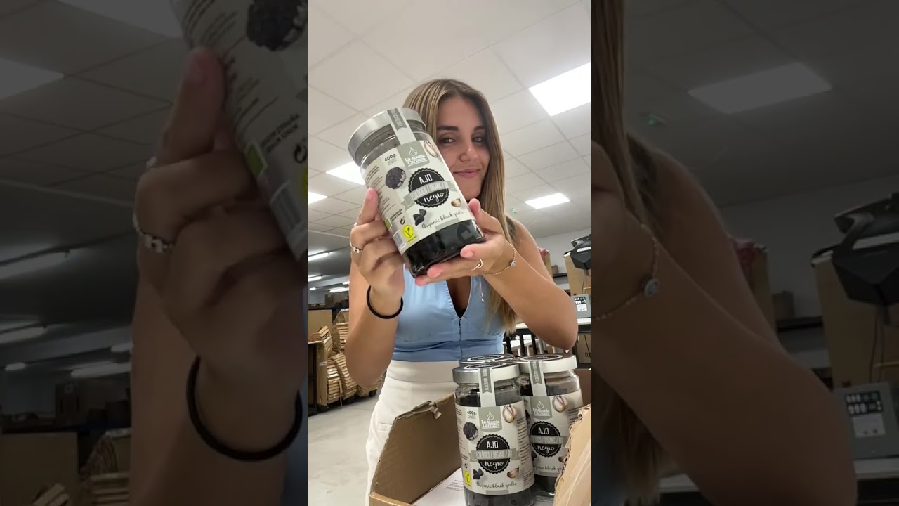 ¿Conoces los increíbles beneficios del ajo negro? 🌿💫