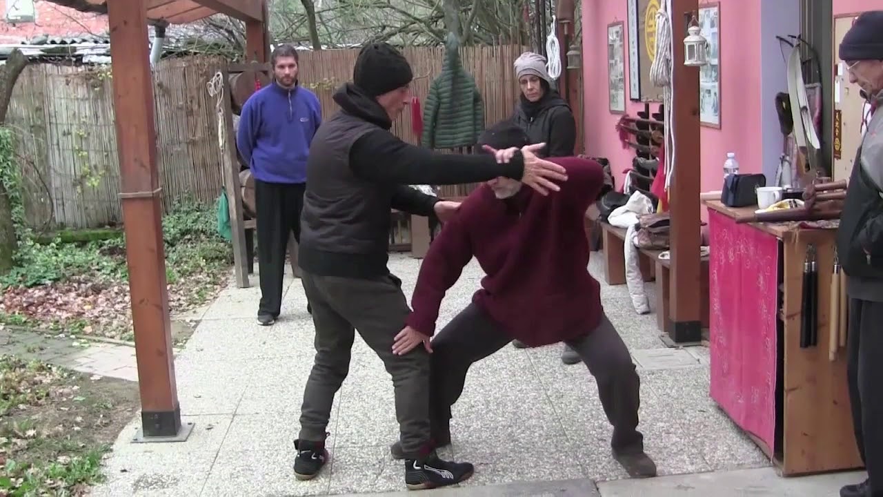 双拐 Shuang Guai Tonfa II°