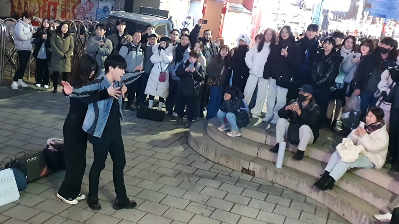 [STREET ARTIST] YU KAGAWA & HYOJIN. INTERACTIVE HONGDAE BUSKING. 231228.