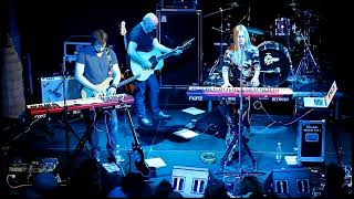 Download Lagu Astrid Williamson  - Pulse Live in Poland 2011 MP3