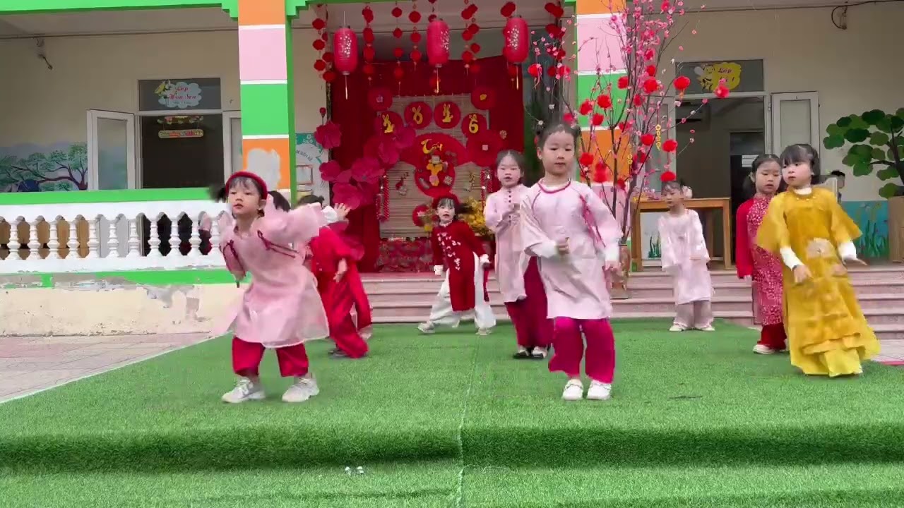 ngày 5 tháng 2, 2026