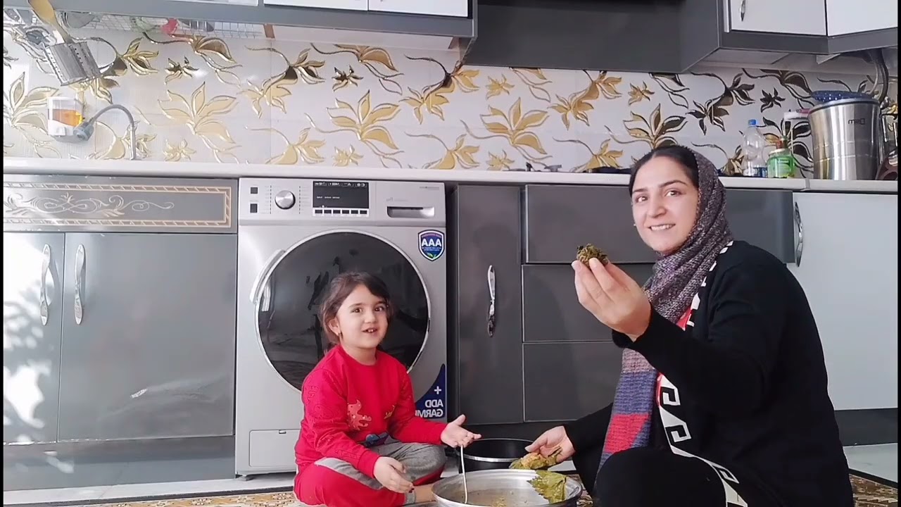 دلمه پیچی تمیزکاری اتاق خواب#آشپزی_ایرانی 