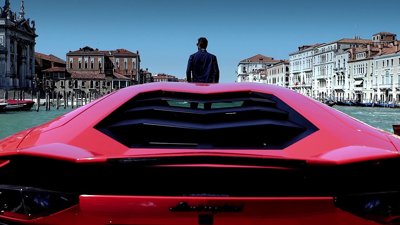 Lamborghini and Venice: perfection in art and exclusivity
