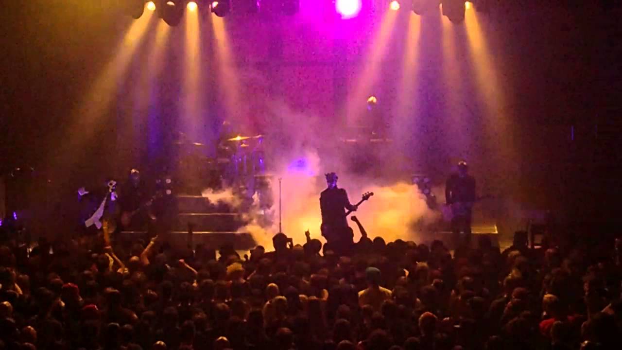 Ghost Ghuleh/Zombie Queen Rapids Theater Niagara Falls NY 4/17/2016