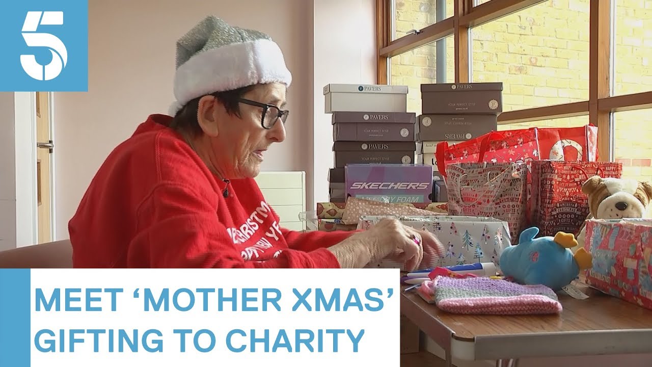 Mother Christmas: Inspiring grandmother giving gifts to charity | 5