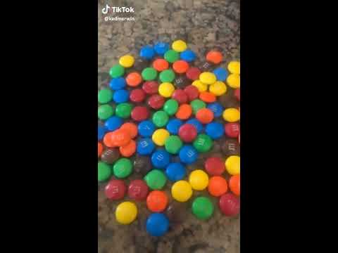 sorting-mnms-because-i-am-color-blind---tiktok