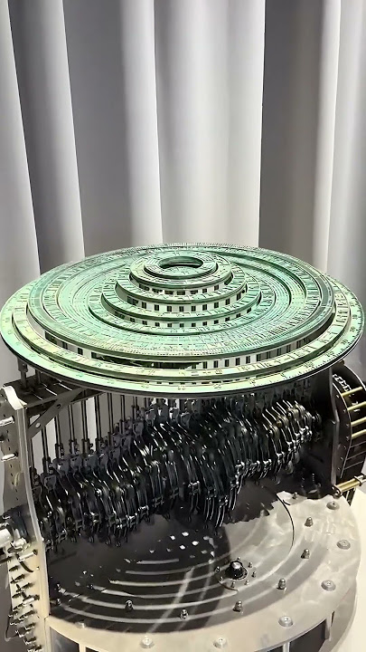 This piece brings the Mohist mechanism to life, showcasing the beauty of Chinese craftsmanship.