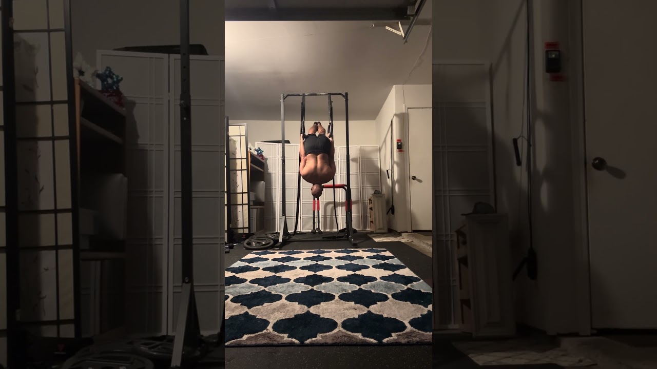 Rings False Grip | Tuck Front Lever Rows → Inversions → Inverted Scap Shrugs + Leg Pulses 