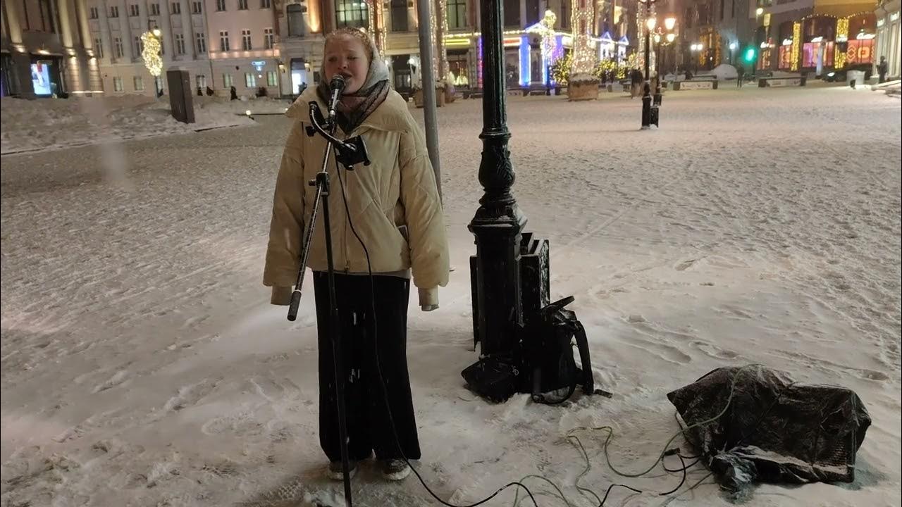 пешеходная экскурсия. пустые улицы москвы. веселые названия улиц. люди на улице. тамбов пешеходный арбат.