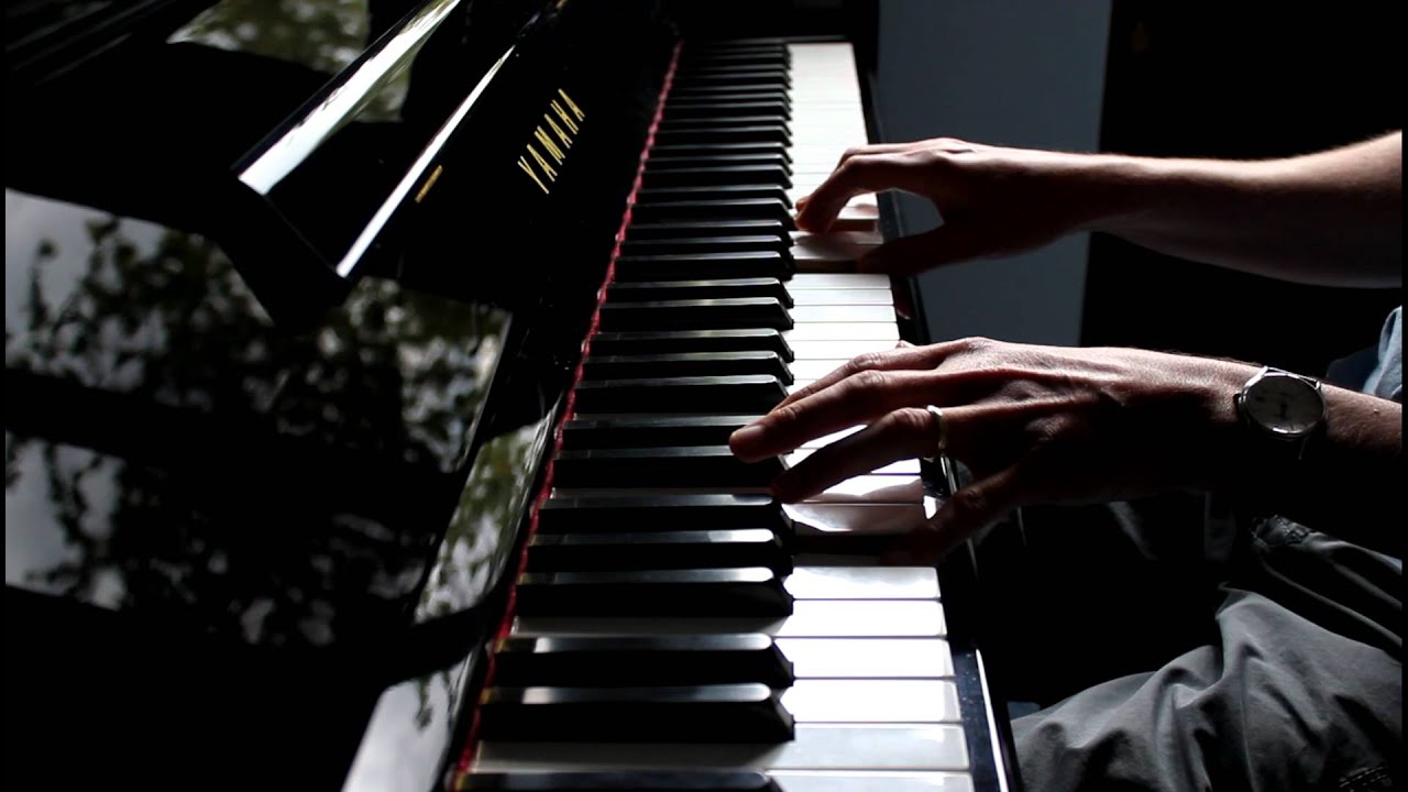 "Song of the Whale Part 2" (piano intro) Tangerine Dream Chords