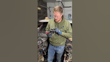 Chevy v6 to v8 engine swap 👨🏻‍🔧 #theroygarage #themeanocamino