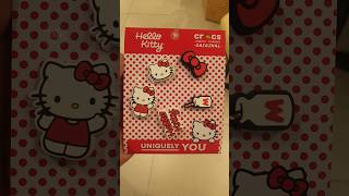 Cute & Kawaii! Hello Kitty Jibbitz Charms for your Crocs #hellokitty #cute #crocs #jibbitz #charm