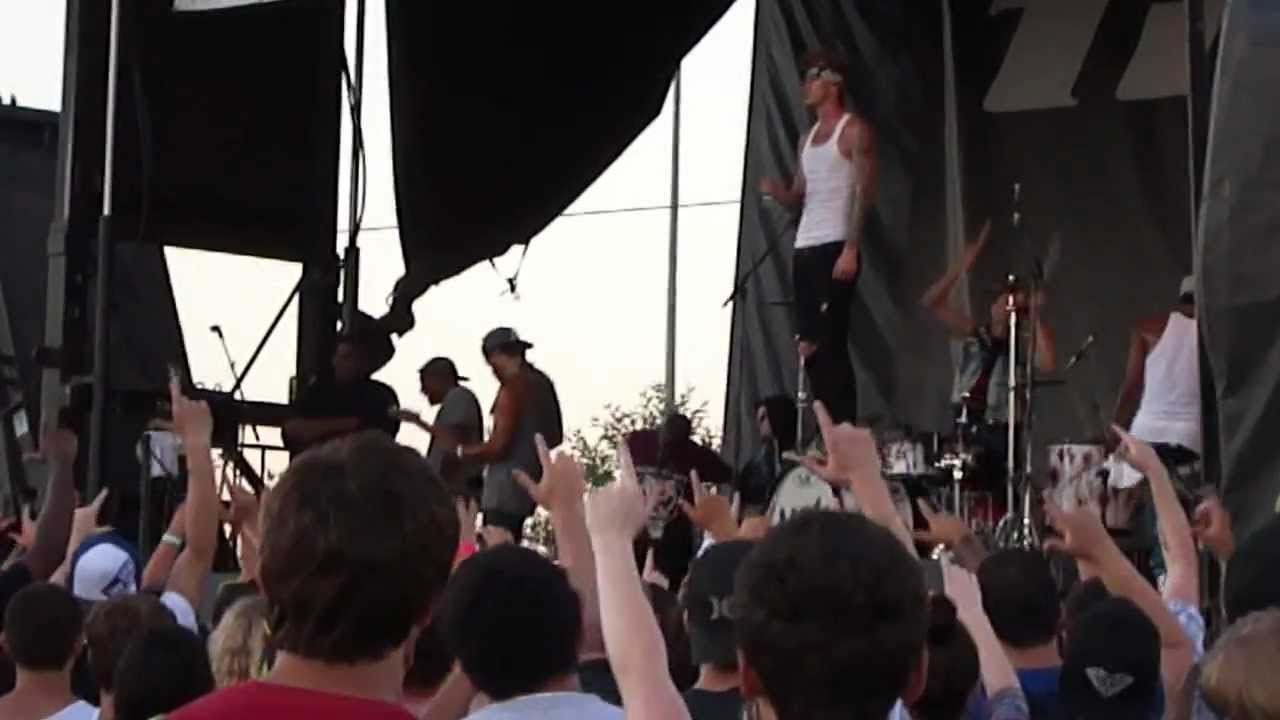 Machine Gun Kelly Vans Warped Tour 2012 *Full Set* Auburn, Wa