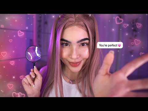 ASMR: GAROTA OBCECADA POR VOCÊ MEXE NO SEU ROSTO 🫵🏻💞 (medindo, analisando, hidratando)