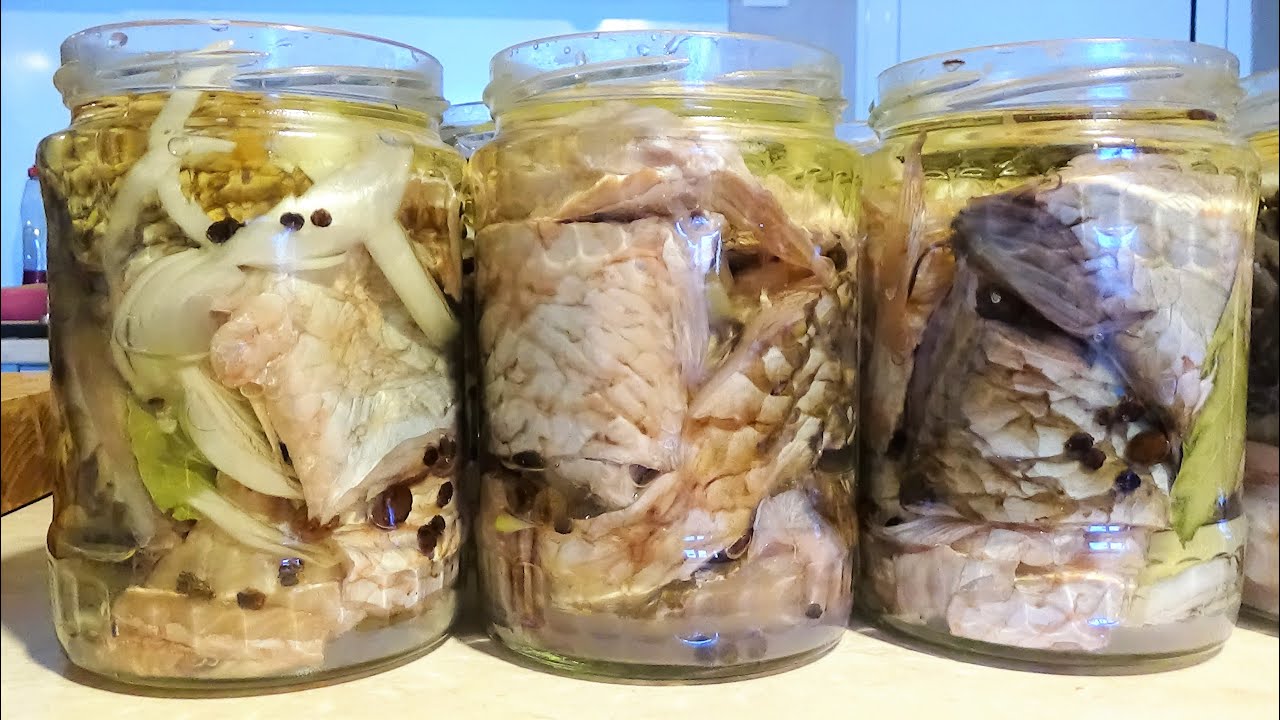 Рыба маринованная в банках - Рецепт маринованной Каракуда / Таранки