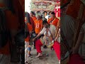 池王爺公慈悲牽著小朋友的手加持保祐他平安熬大漢