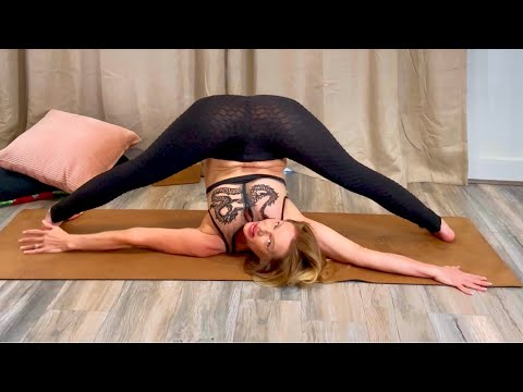 Yoga for a Healthy Spine. Contortion with Penelope