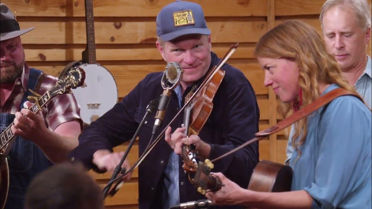 Foghorn Stringband Reuben's Train March 26, 2023 YouTube