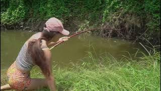 Dung Girl fishing Girl Fishing  Best Video Hook Fishing  Amazing Fishing#fishing #hookfishing #amazi
