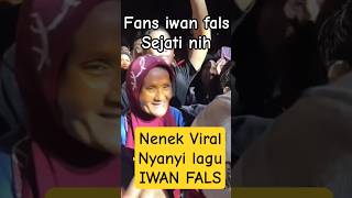 Nenek viral nyanyi lagu iwan fals | konser iwan fals | #iwanfals