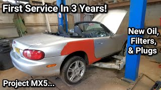 Mazda MX5 Miata FULL Service - How To Change, Plugs, Oil + Air Filter & New Oil.