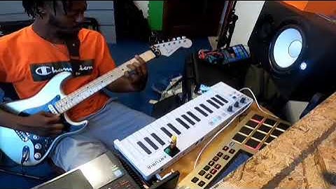 Ableton Live / Bass / Tetra synth