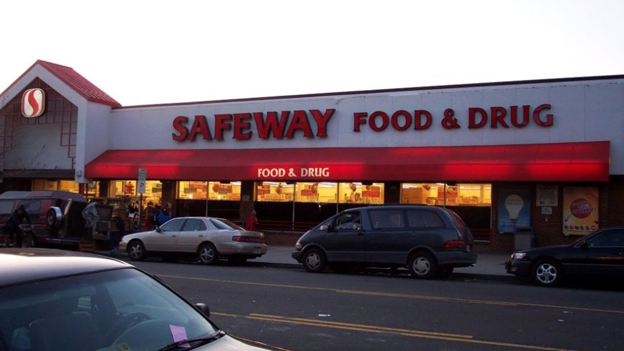 As Kroger and Cerberus Battle for Safeway, They Should Consider This As Kroger and Cerberus Battle for Safeway, They Should Consider This