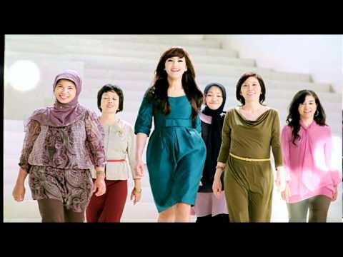 Dove Sisterhood Podium Maia