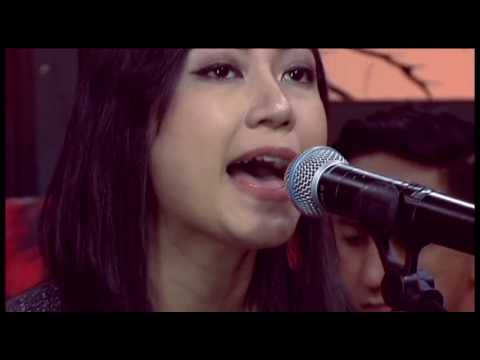 Killing Me Inside Ft. AIU -  Kau dan Aku Berbeda + Hilang Garasi (Live at Summarecon Serpong 2017)