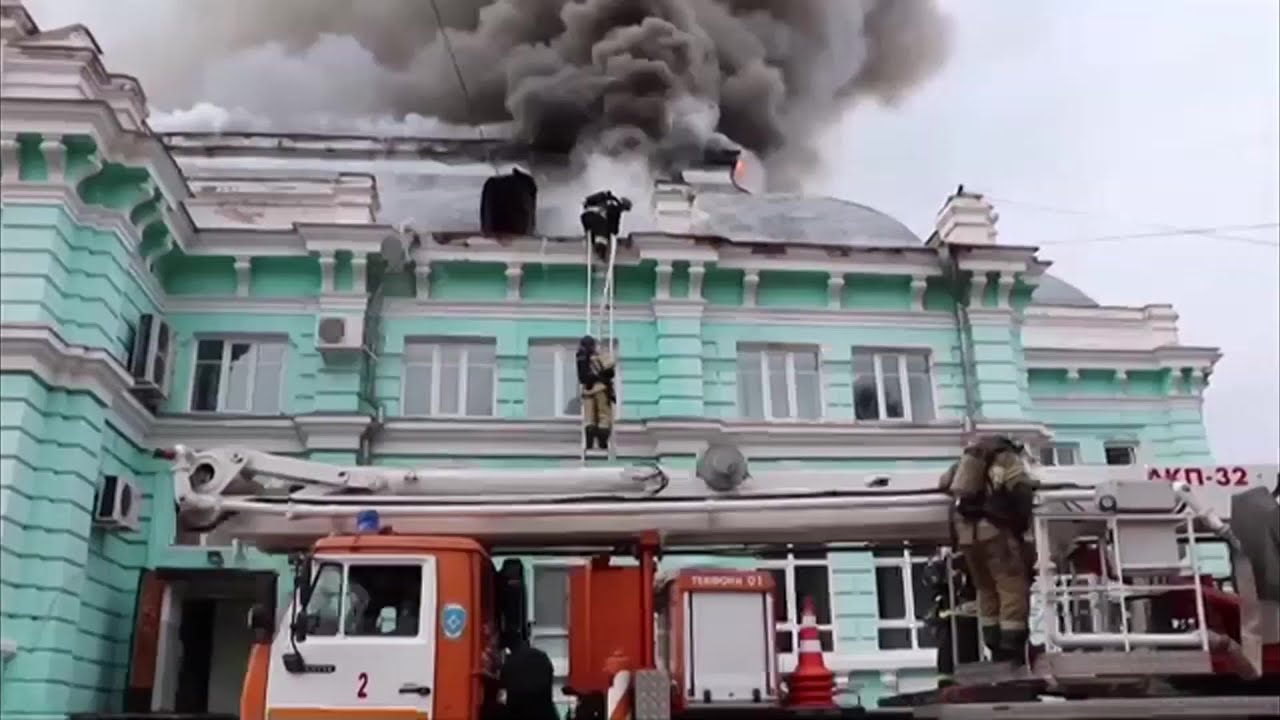 Russian doctors complete heart surgery during hospital fire | AFP