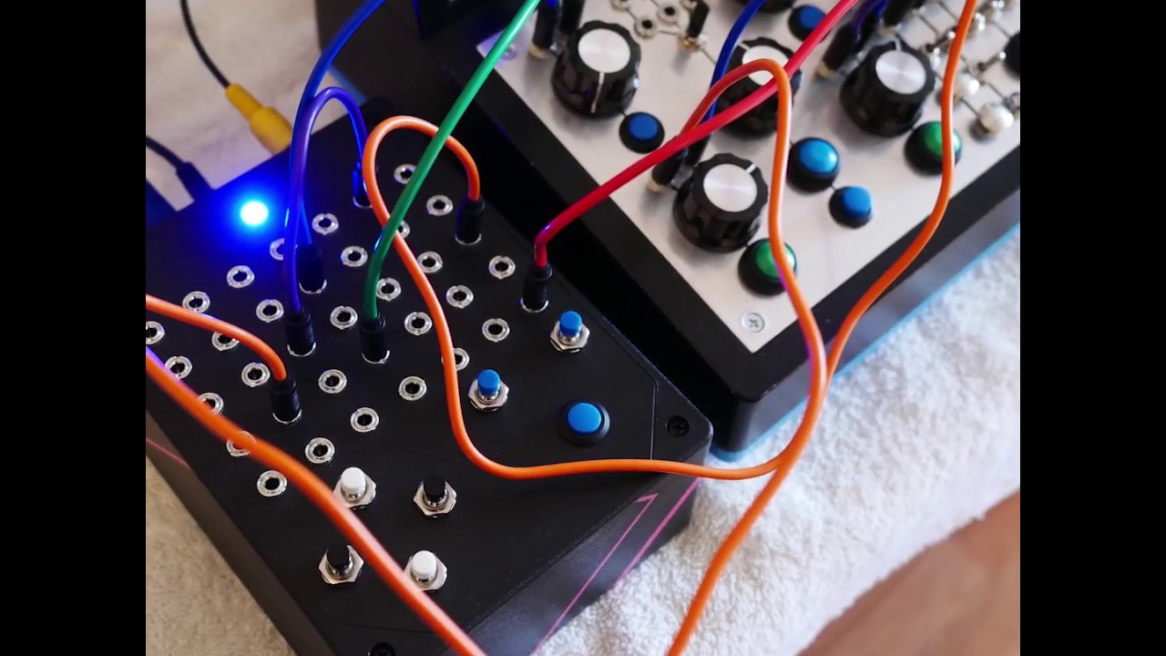 Circuit Bent Analog Video Signal Converter / The VGS35