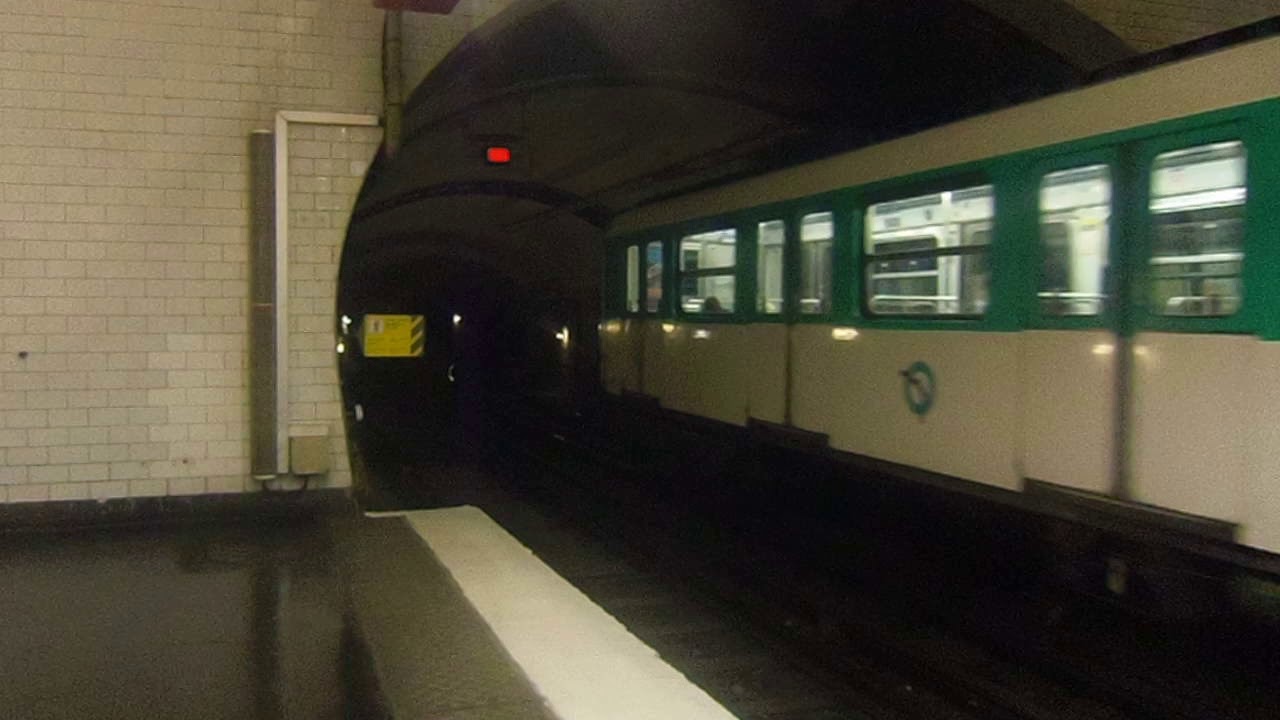 départ de metro [GARE D'AUSTERLITZ, MF67, LIGNE 10] YouTube