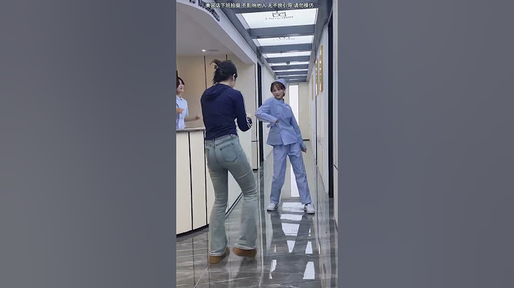 幸好我跑得快，不然又被经理抓了just dance 2025 #下班后的日常 #跳舞女孩 #跳舞的女孩 #跳舞使我快乐 #跳舞日常 #电话情缘 #dance #shorts #shortsvideos