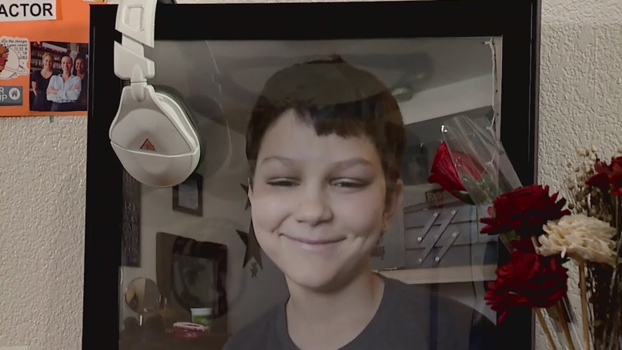 Reward up to 10K in boy's killing at Aurora mall YouTube