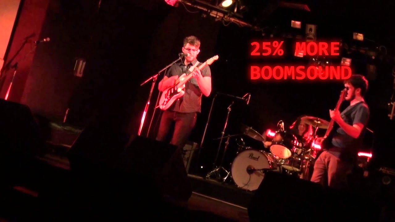 HTC One M8, 25% More Boomsound, Ultrapixels, longer battery life