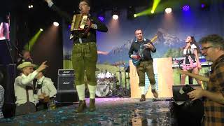 Ein Prosit Hoekse Bierfeesten Strijen