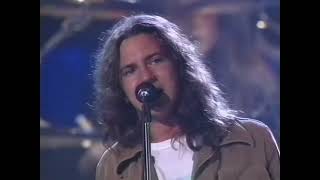Pearl Jam performing "Jeremy" at the 1992 MTV Video Music Awards | Reupload in HD