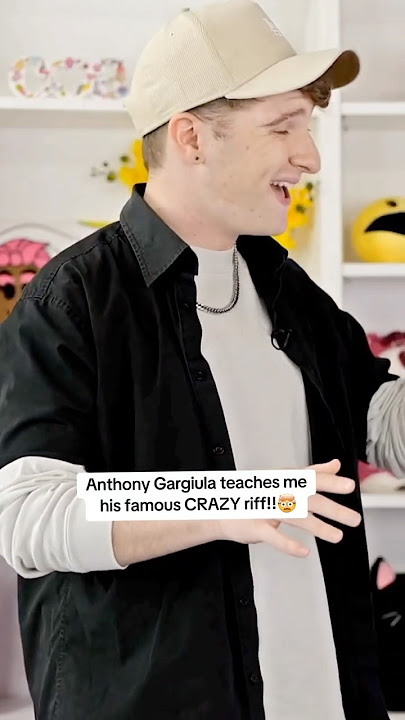 Vocal Coach Learns Impossible CRAZY RUN from TikTok Star!! 🤯 #vocalcoach #singer #crazyrun #vocals