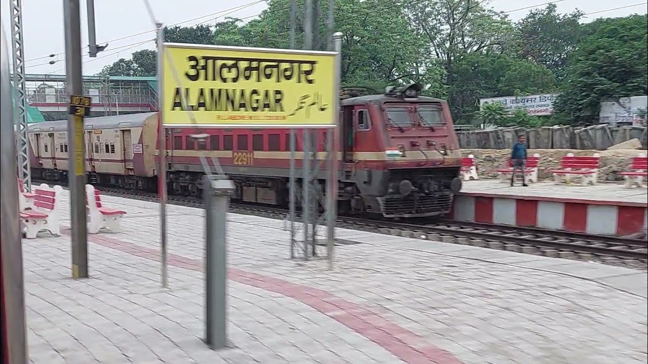 journey : High Speed crossing with 12238 Begampura SF and 12212 ...
