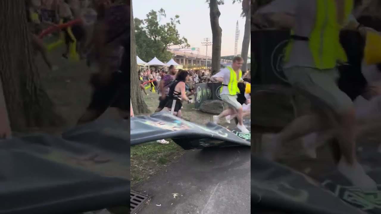 Electric Zoo Freakout - Raging crowd breaks into Electric Zoo