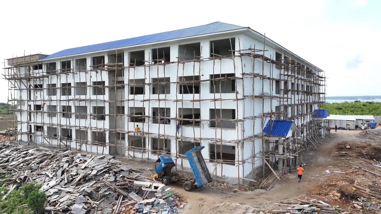 ZANZIBAR HUWEZI AMINI TUMBATU GOMANI YAJENGWA SKULI KUBWA LA HOROFA ITAKABIDHIWA MWISHONI MWEZI WA8